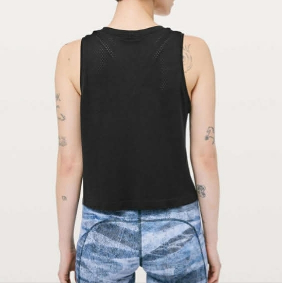 Lululemon Breeze By Muscle Crop Tank - Sz 4 - Picture 2 of 4